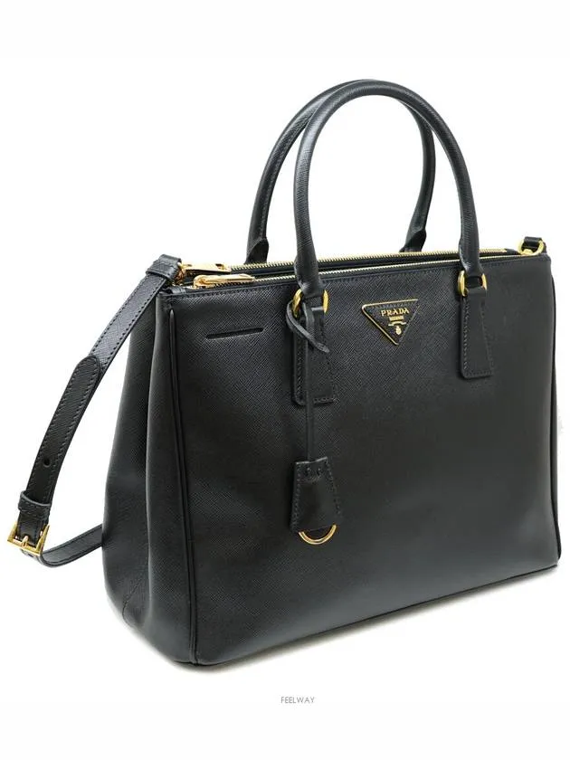 Almost new 98 out of 100 Saffiano BN2274 Shoulder Bag 1BA274