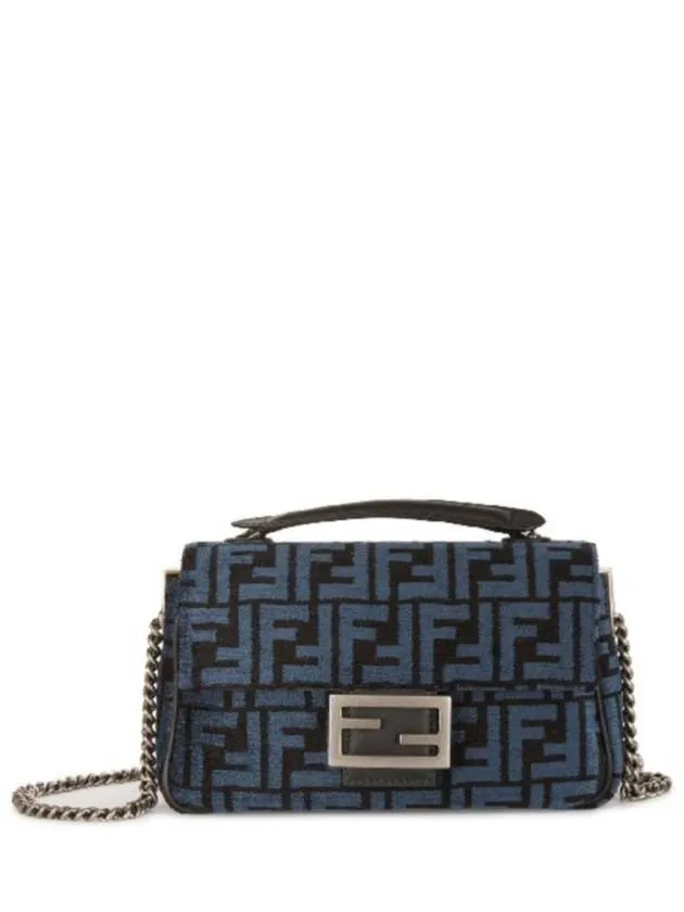 Baguette Chain Medium Shoulder Bag Blue