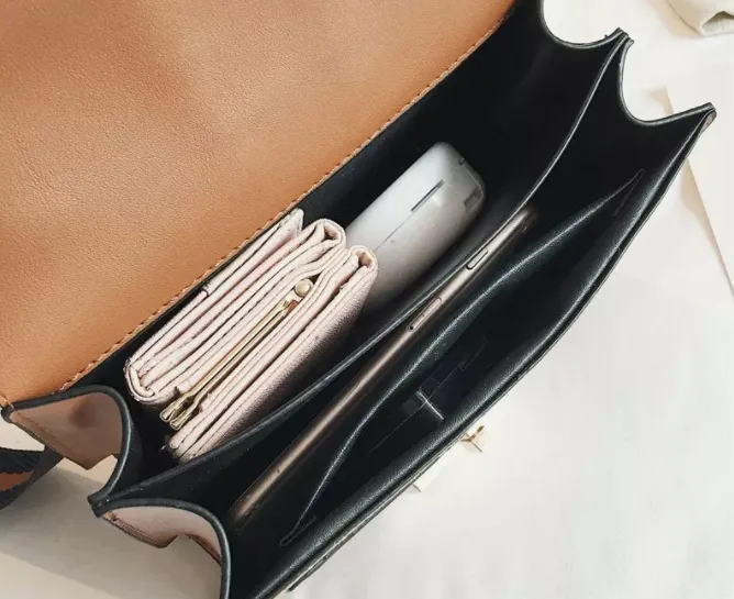 Beige Gold Link Purse