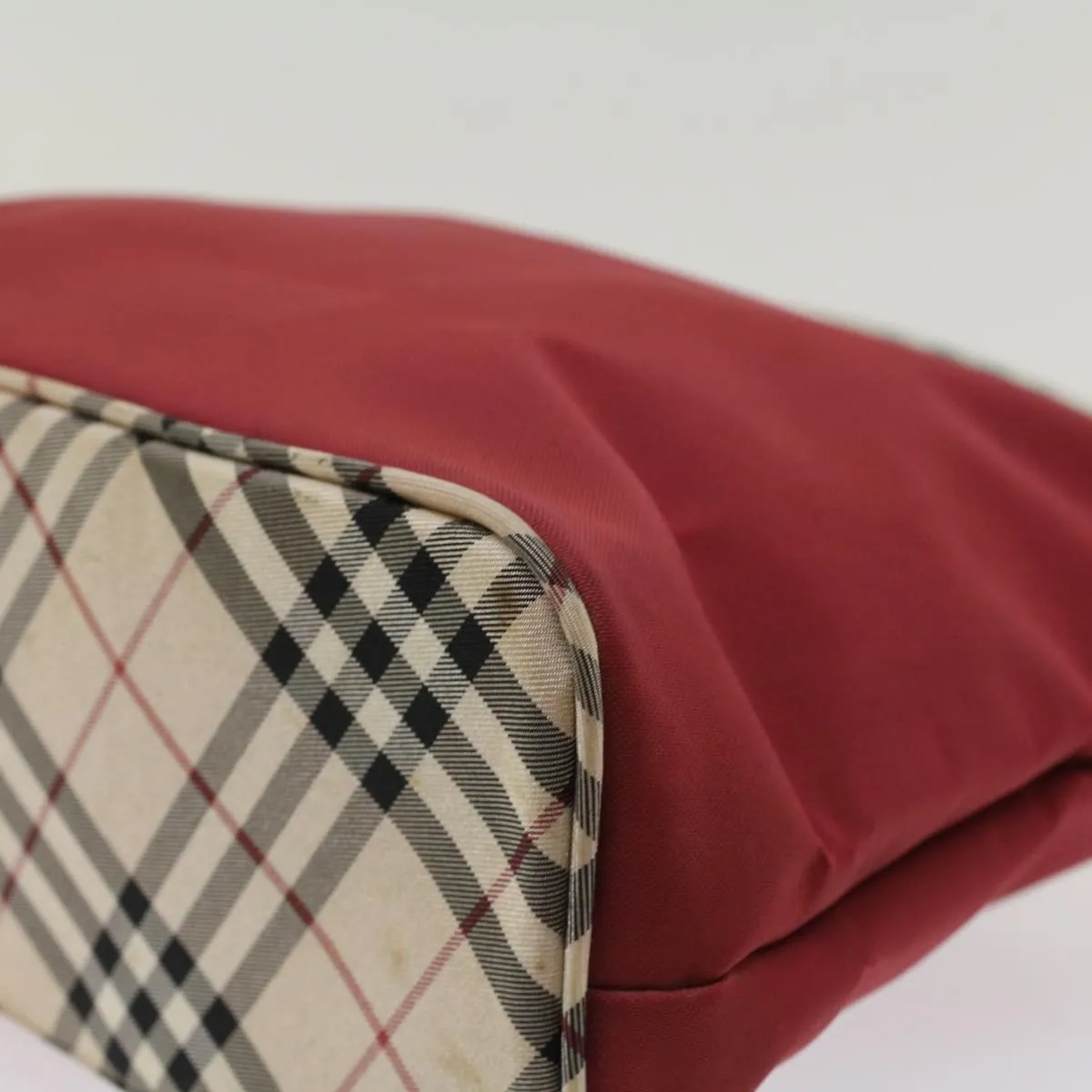 BURBERRY Nova Check Blue Label Shoulder Bag Nylon Red Beige ep1341