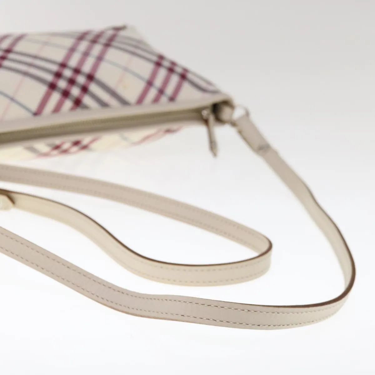 BURBERRY Nova Check Blue Label Shoulder Bag Nylon White Red 59498