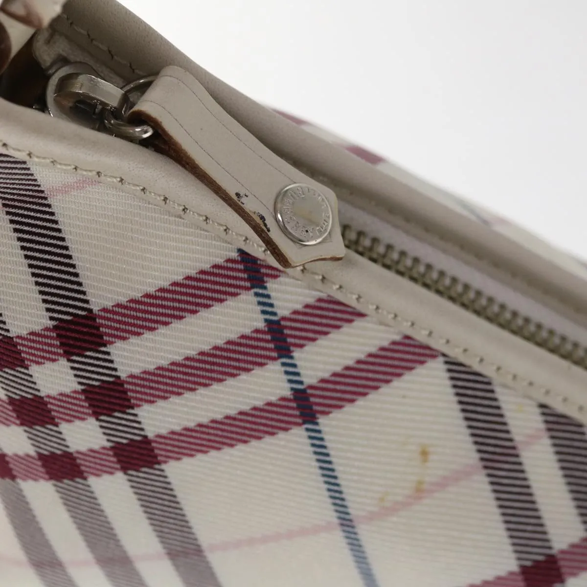 BURBERRY Nova Check Blue Label Shoulder Bag Nylon White Red 59498