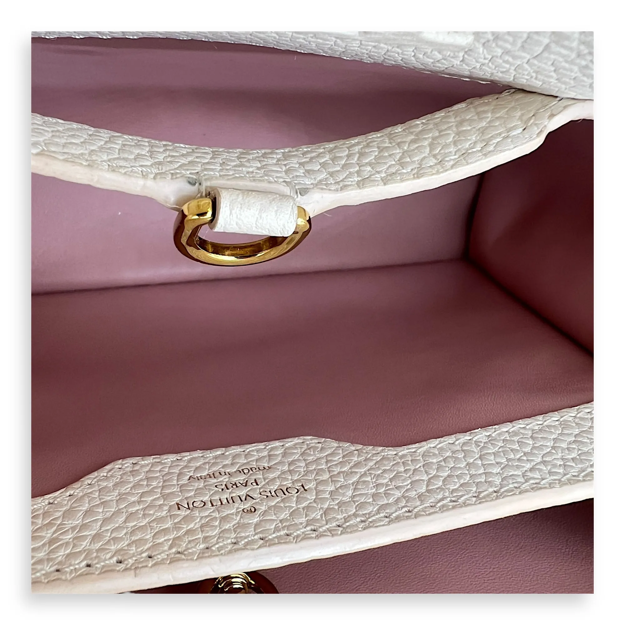 Capucines MM Pink Top Handle Bag in Calfskin, Gold hardware