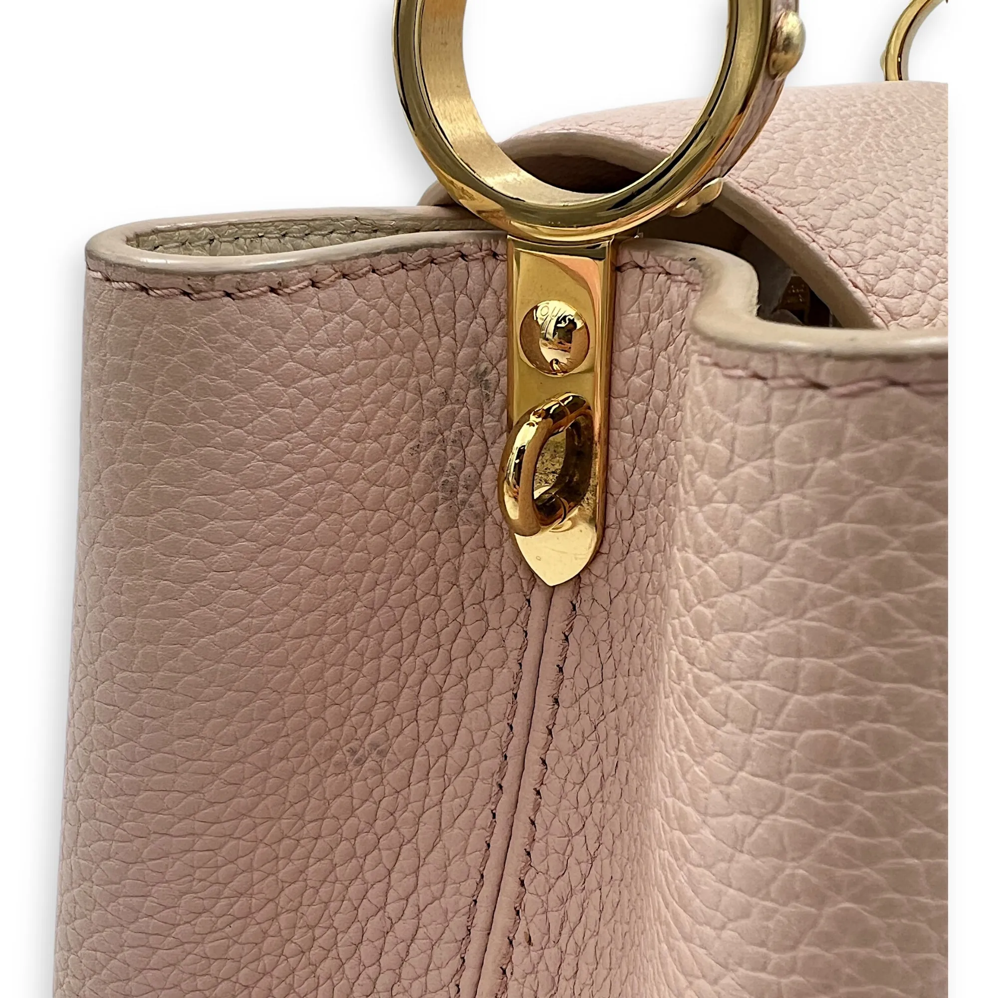 Capucines MM Pink Top Handle Bag in Calfskin, Gold hardware