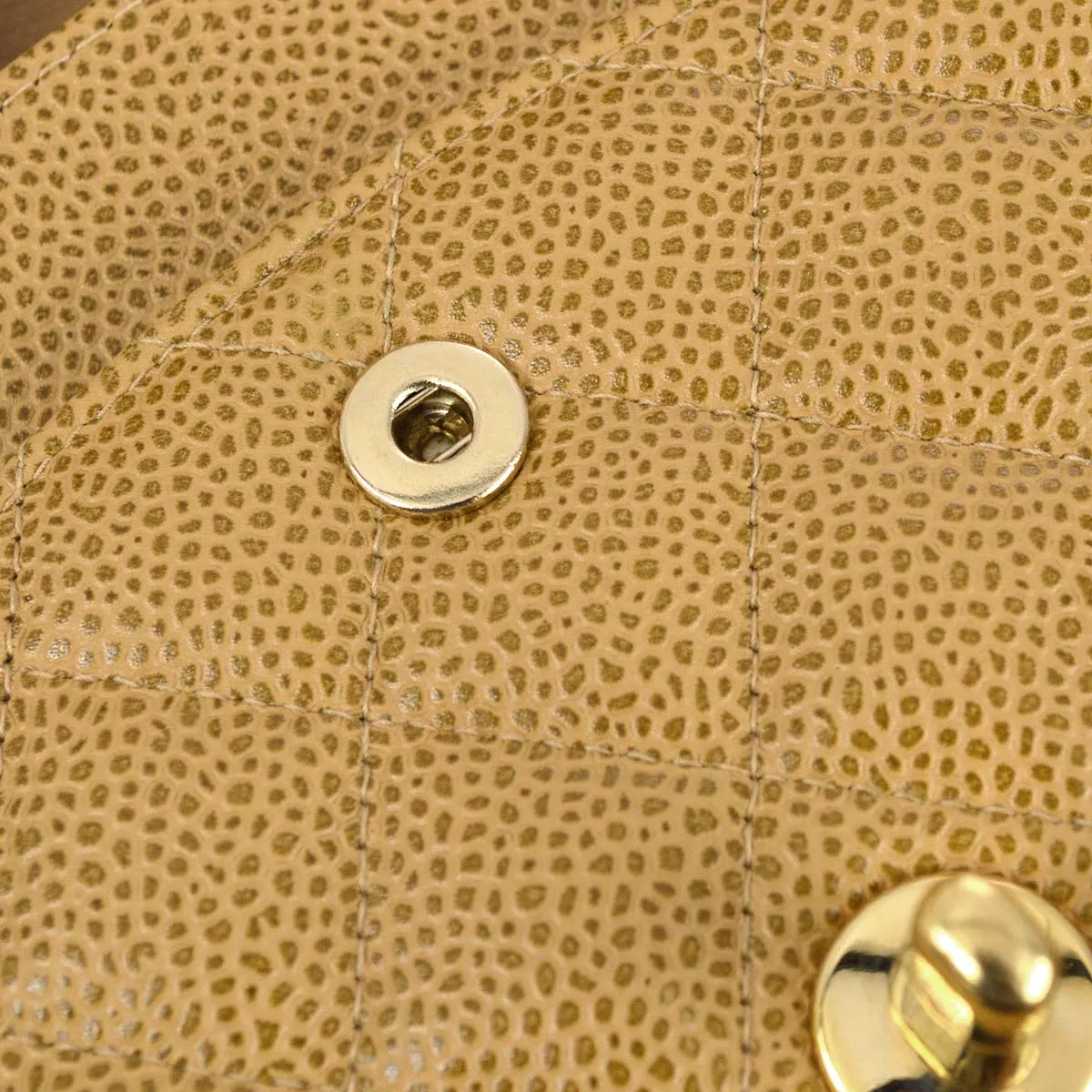Chanel 2001-2003 Beige Caviar Medium Classic Double Flap Bag SHW