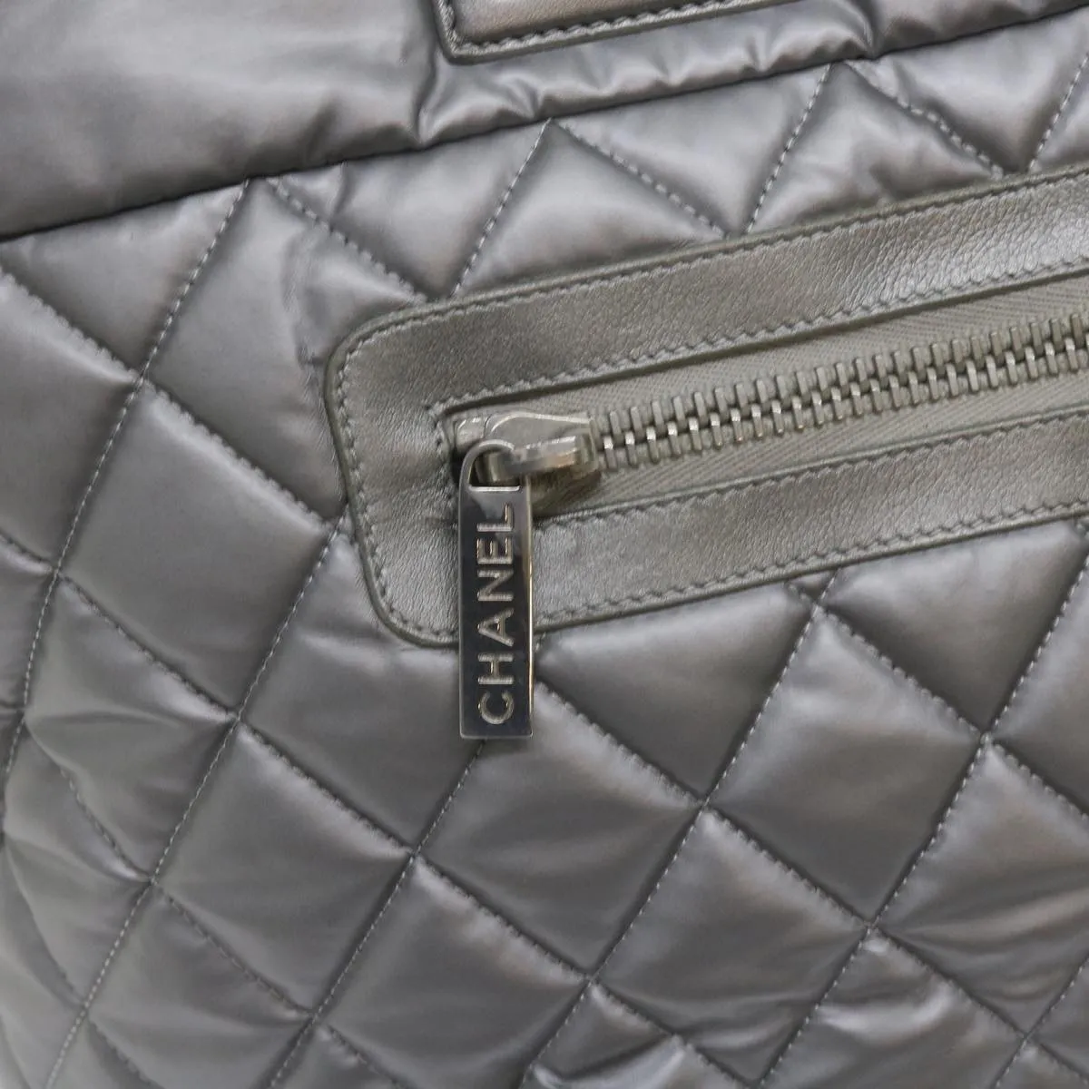 CHANEL Cococoon Hand Bag Patent leather Silver CC Auth bs10169