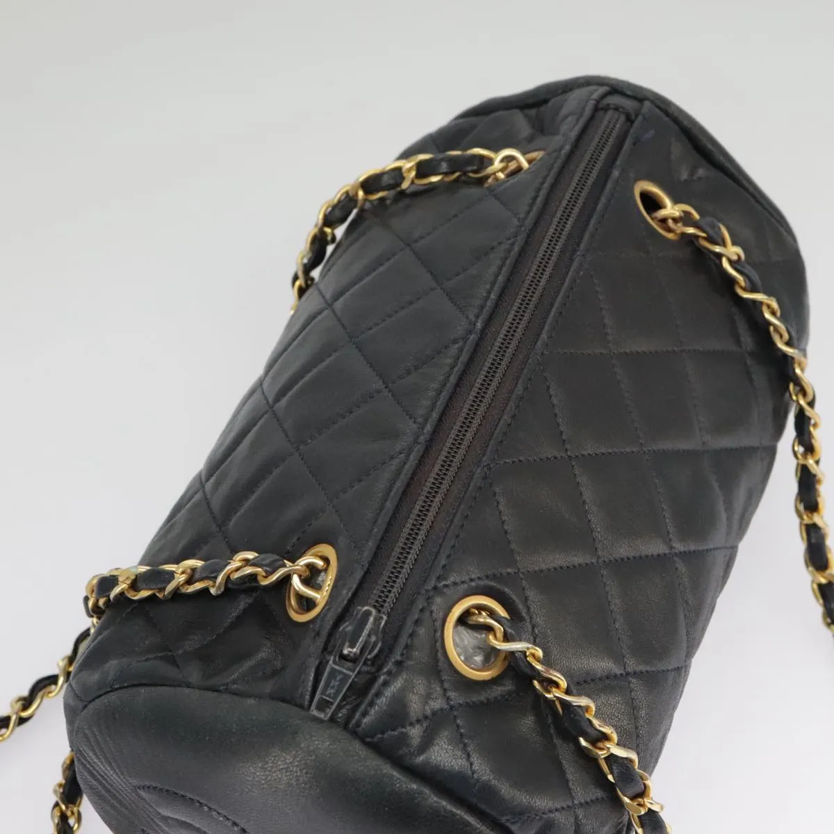 CHANEL Matelasse Chain Shoulder Bag Leather Navy Gold CC 98296