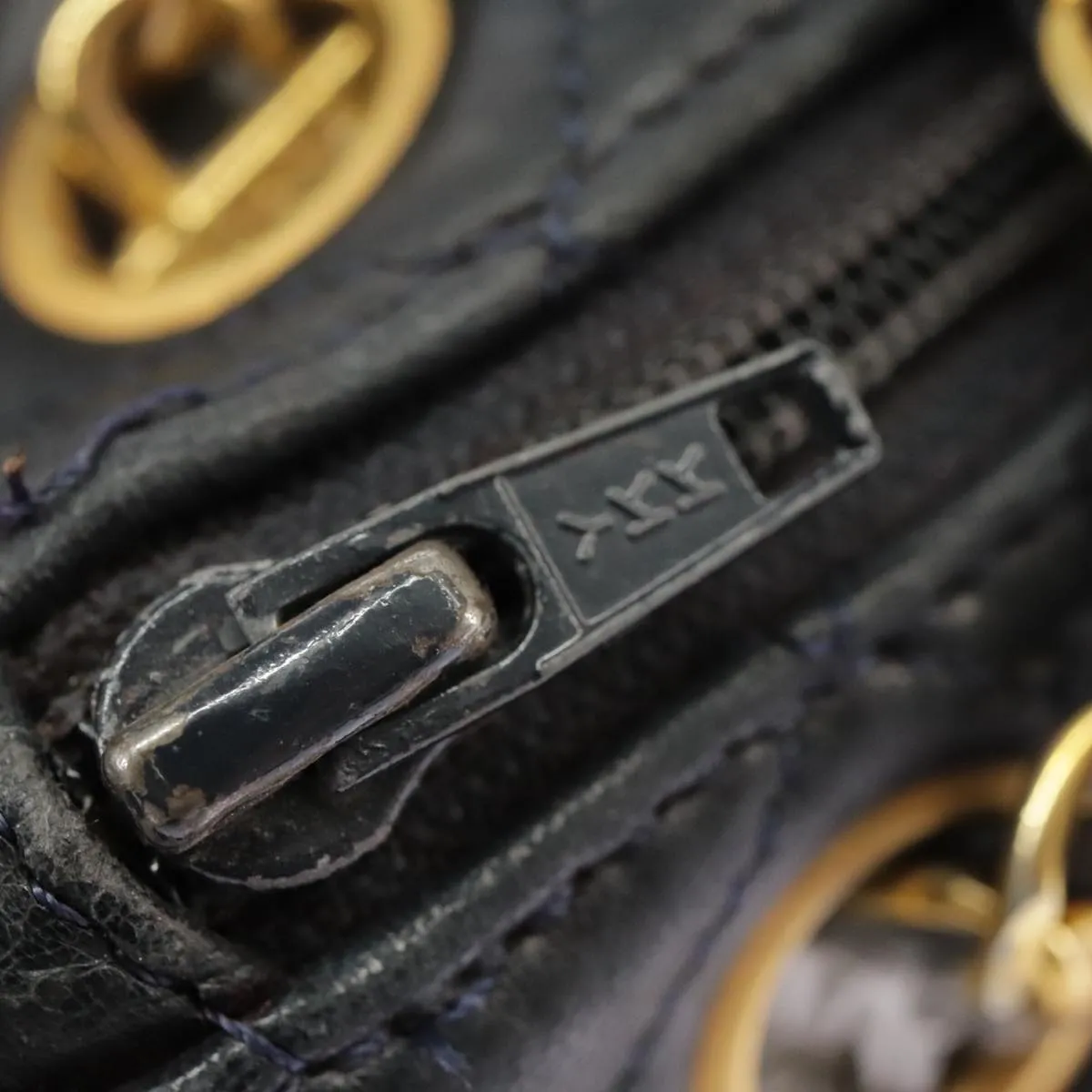 CHANEL Matelasse Chain Shoulder Bag Leather Navy Gold CC 98296
