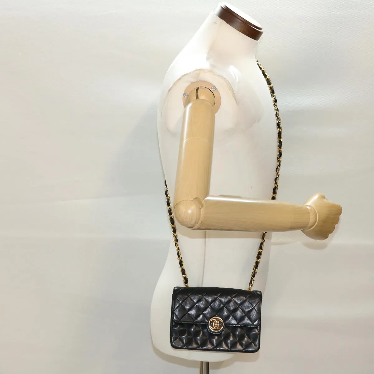 CHANEL Mini Matelasse Chain Shoulder Bag Lamb Skin Black CC 42862A
