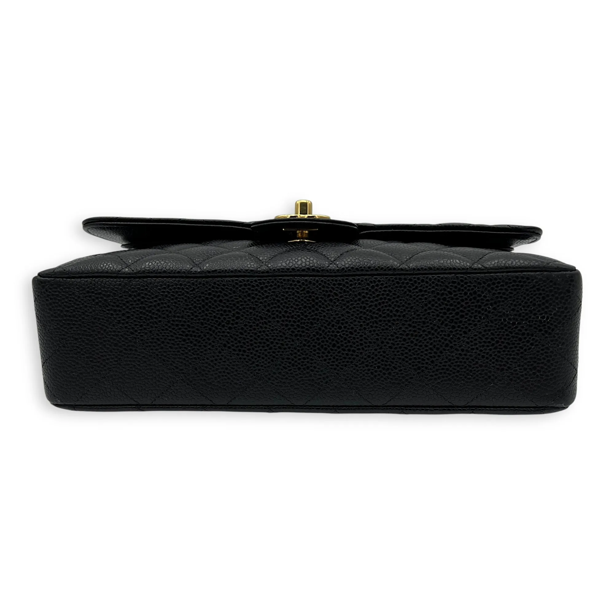Classic Shoulder Bag Black in Caviar Leather, Gold hardware