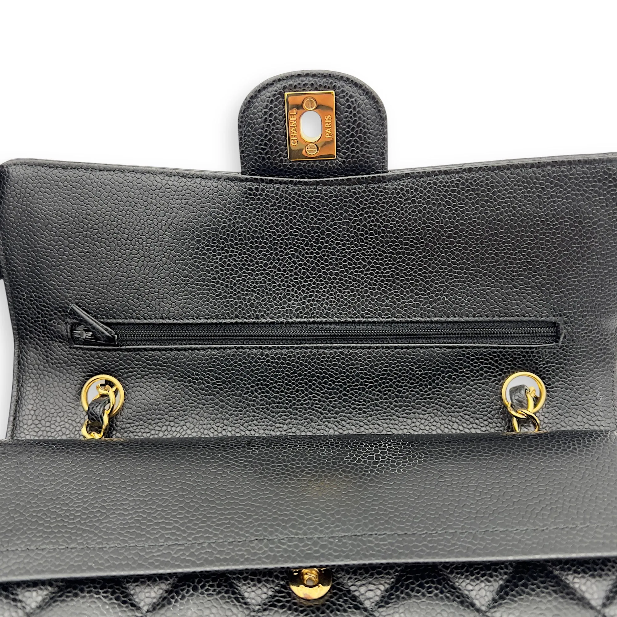 Classic Shoulder Bag Black in Caviar Leather, Gold hardware