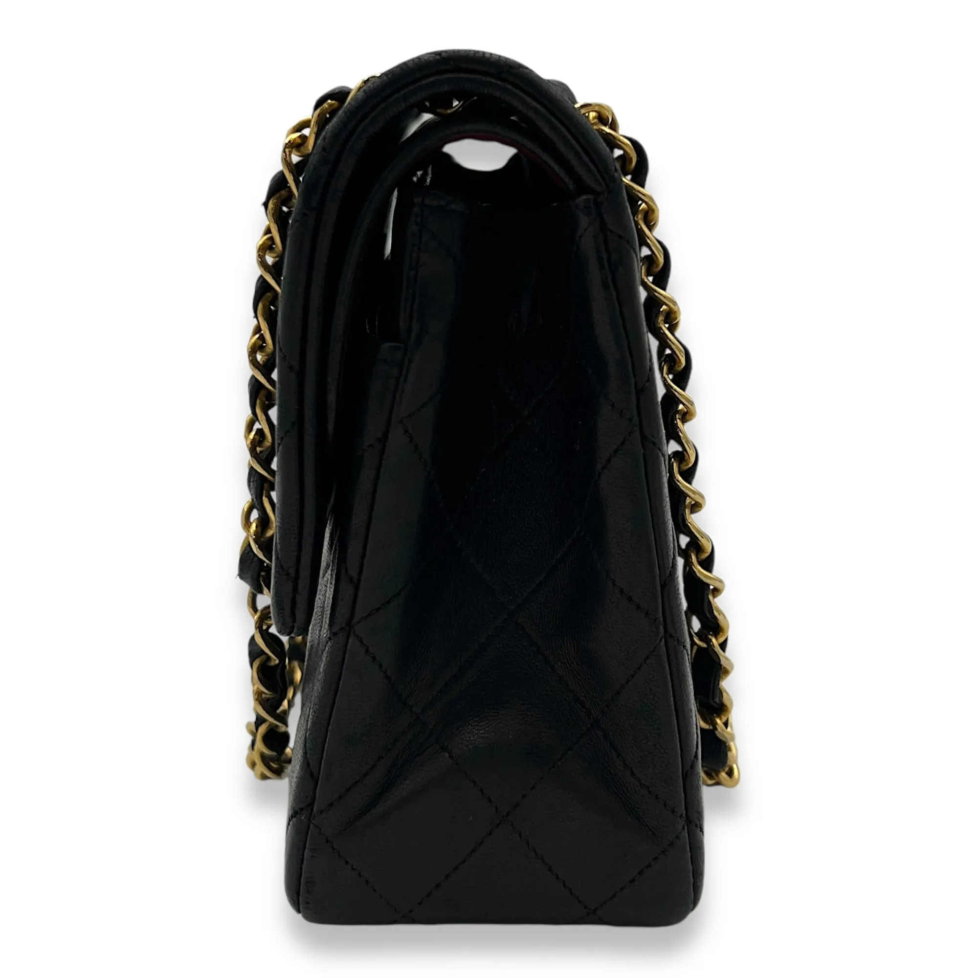 Classic Shoulder Bag Medium Black in Lambskin, Gold hardware