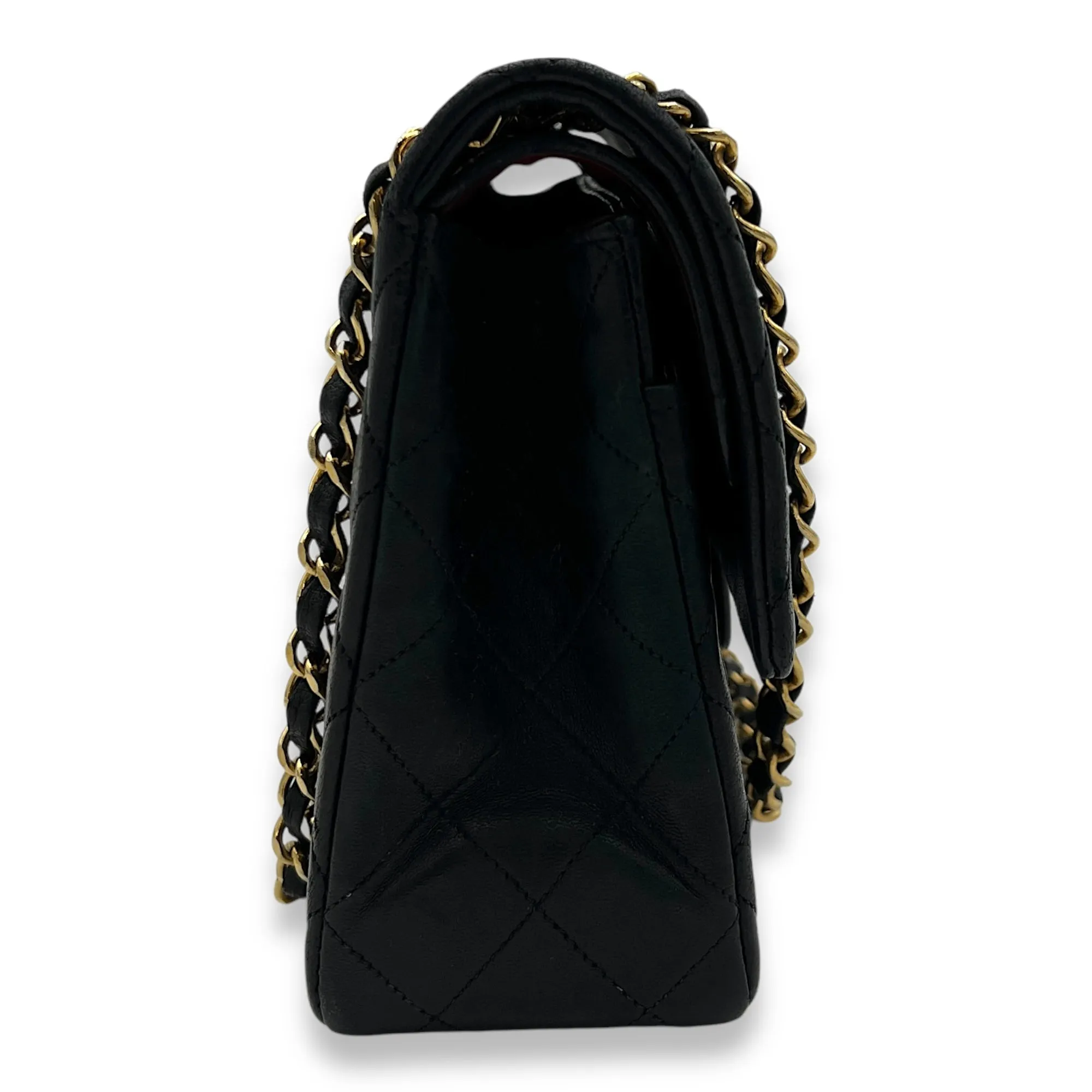 Classic Shoulder Bag Medium Black in Lambskin, Gold hardware