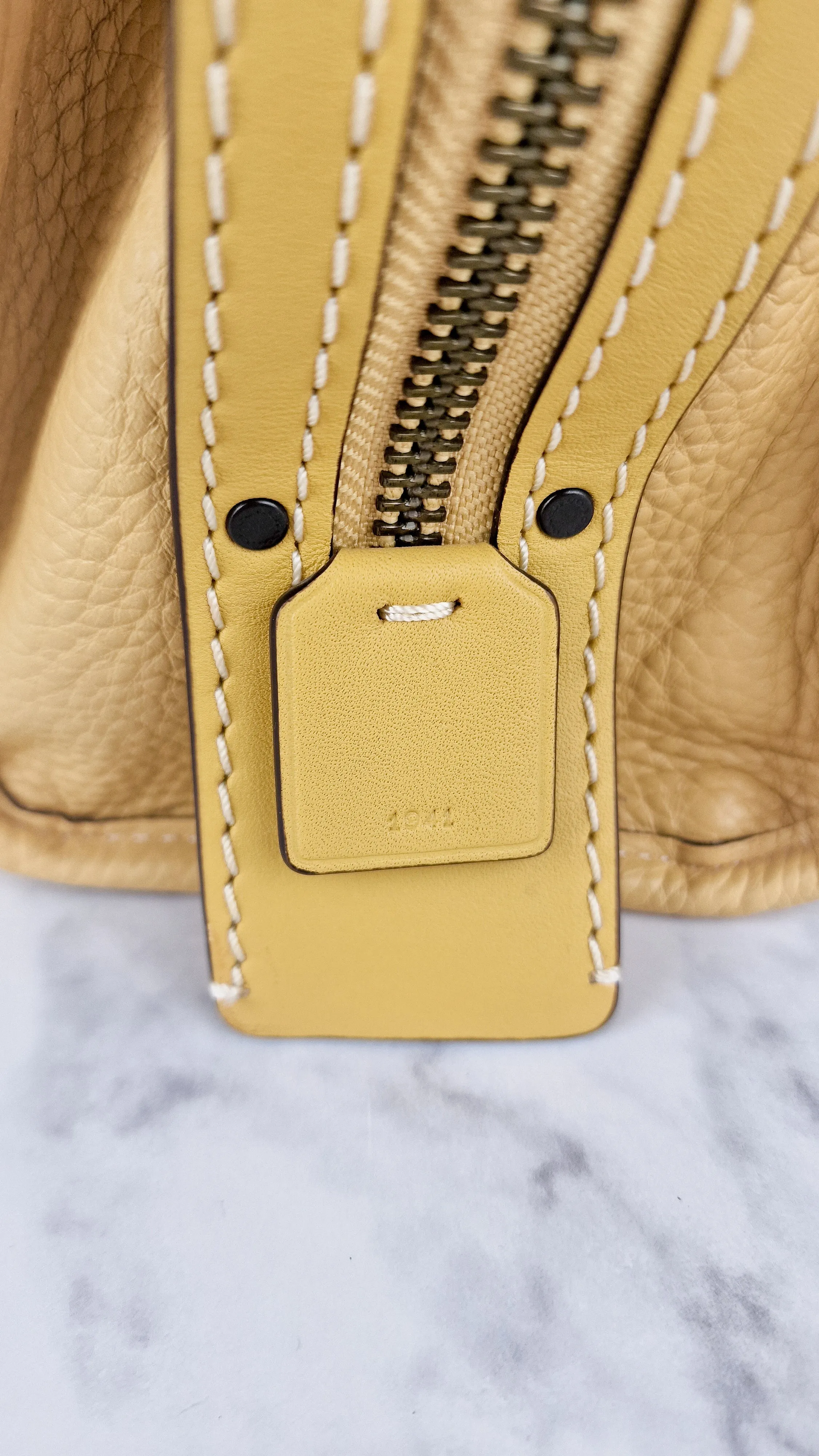 Coach 1941 Rogue 25 in Hay Yellow with Snakeskin Handles - Shoulder Bag Handbag in Pebble Leather Colorblock - Coach 59235