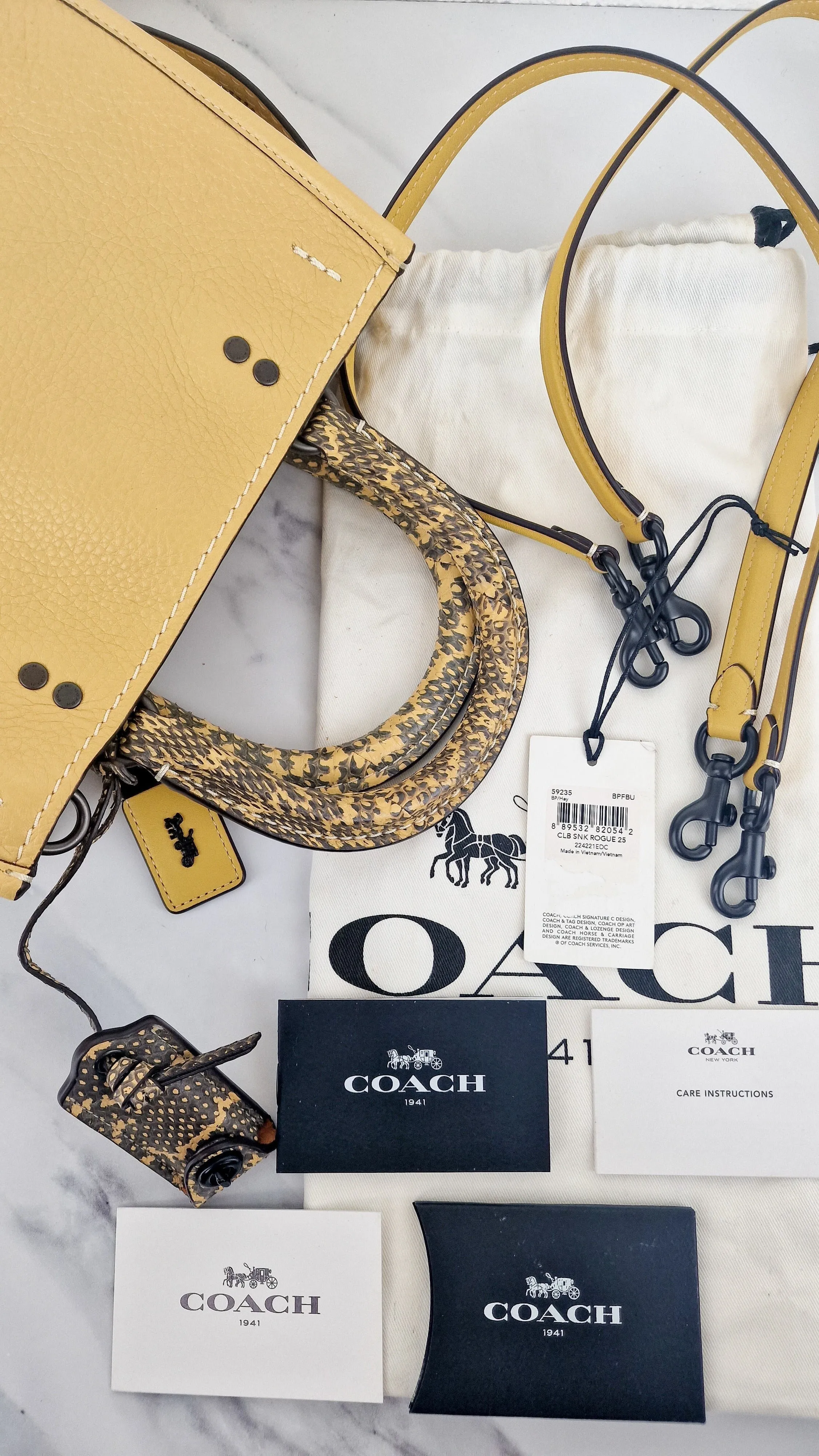 Coach 1941 Rogue 25 in Hay Yellow with Snakeskin Handles - Shoulder Bag Handbag in Pebble Leather Colorblock - Coach 59235
