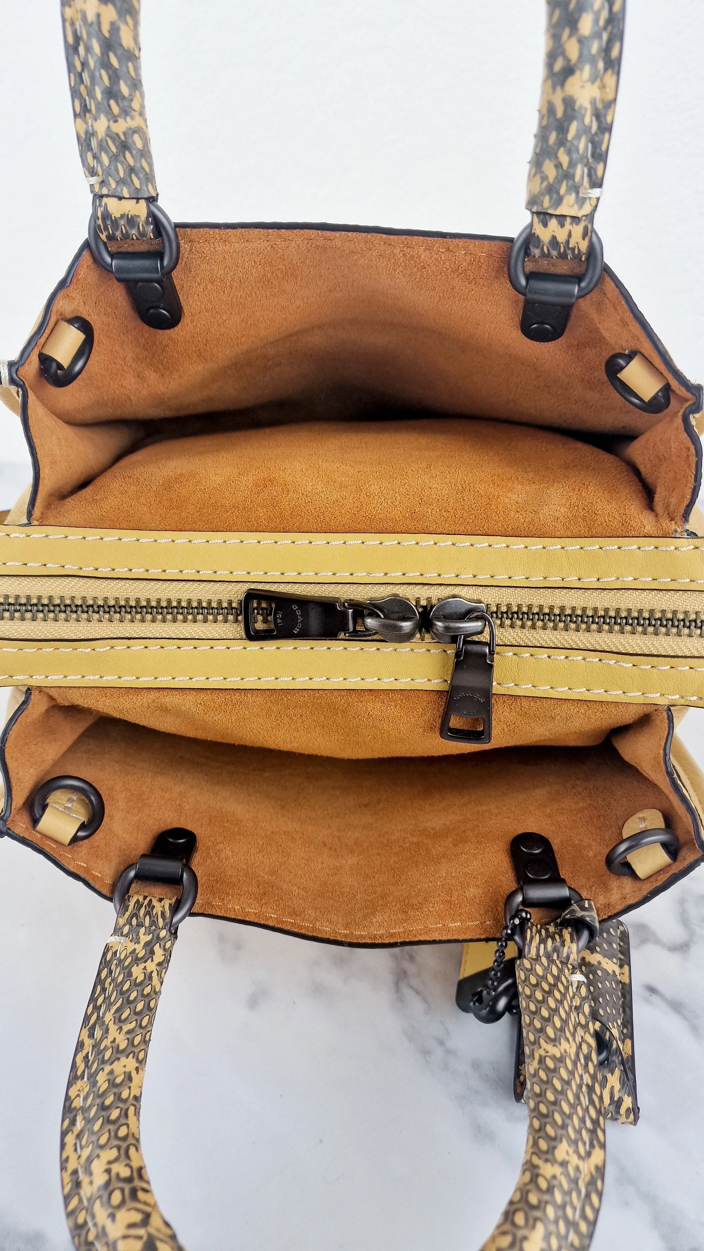 Coach 1941 Rogue 25 in Hay Yellow with Snakeskin Handles - Shoulder Bag Handbag in Pebble Leather Colorblock - Coach 59235