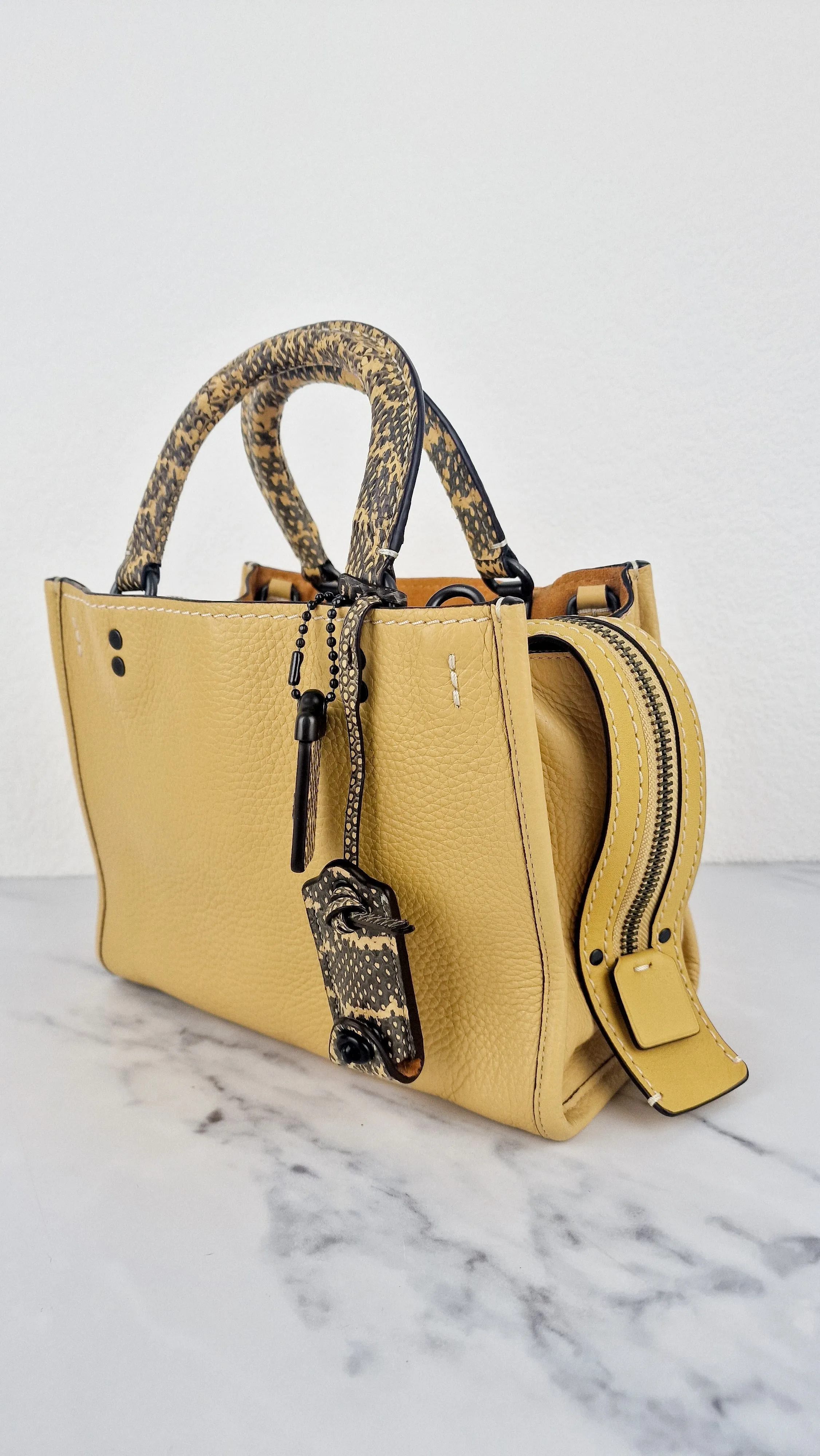 Coach 1941 Rogue 25 in Hay Yellow with Snakeskin Handles - Shoulder Bag Handbag in Pebble Leather Colorblock - Coach 59235