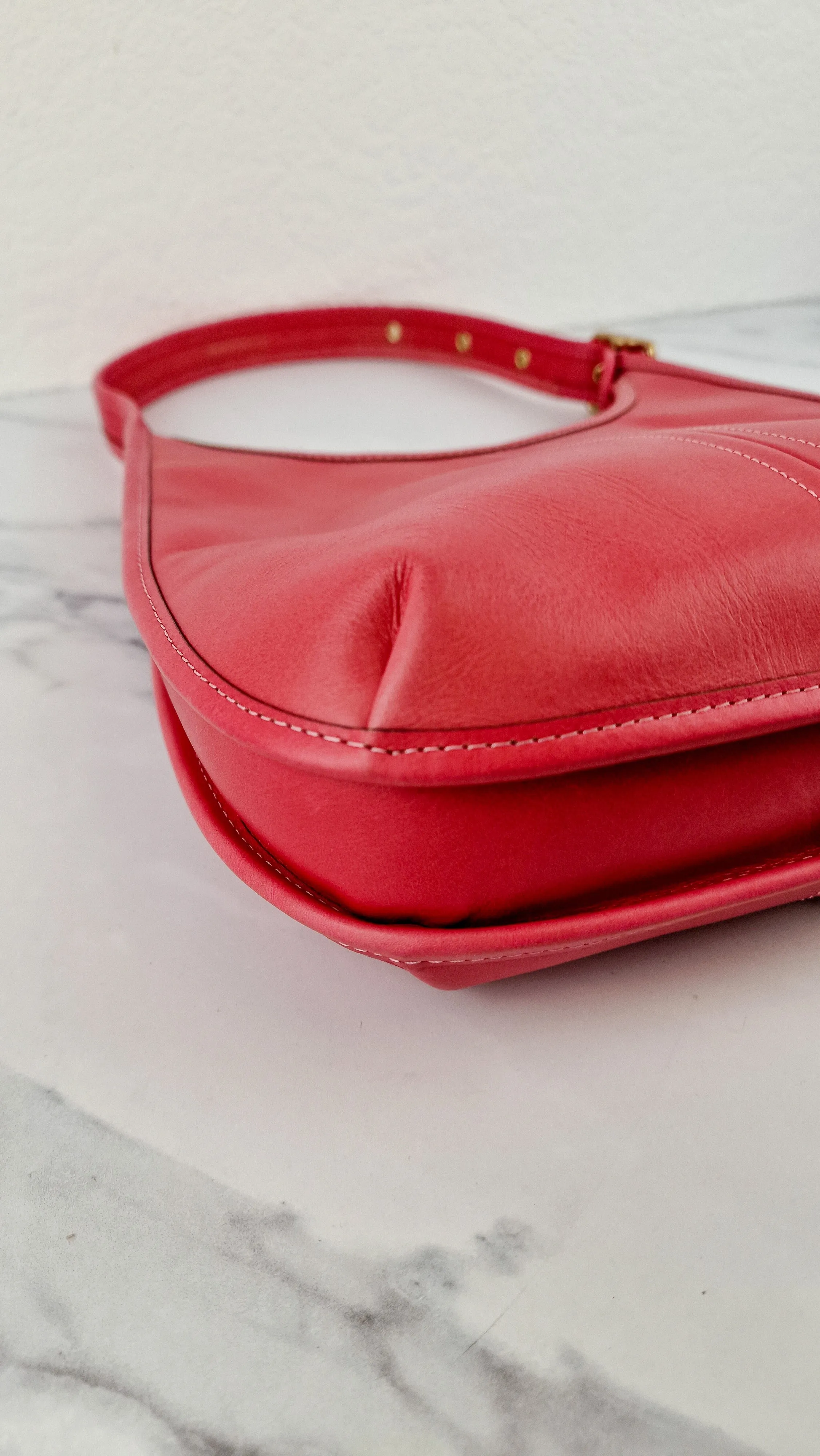 Coach Ergo in Bright Carmine Red Pink Original Natural Leather - Coach C3855