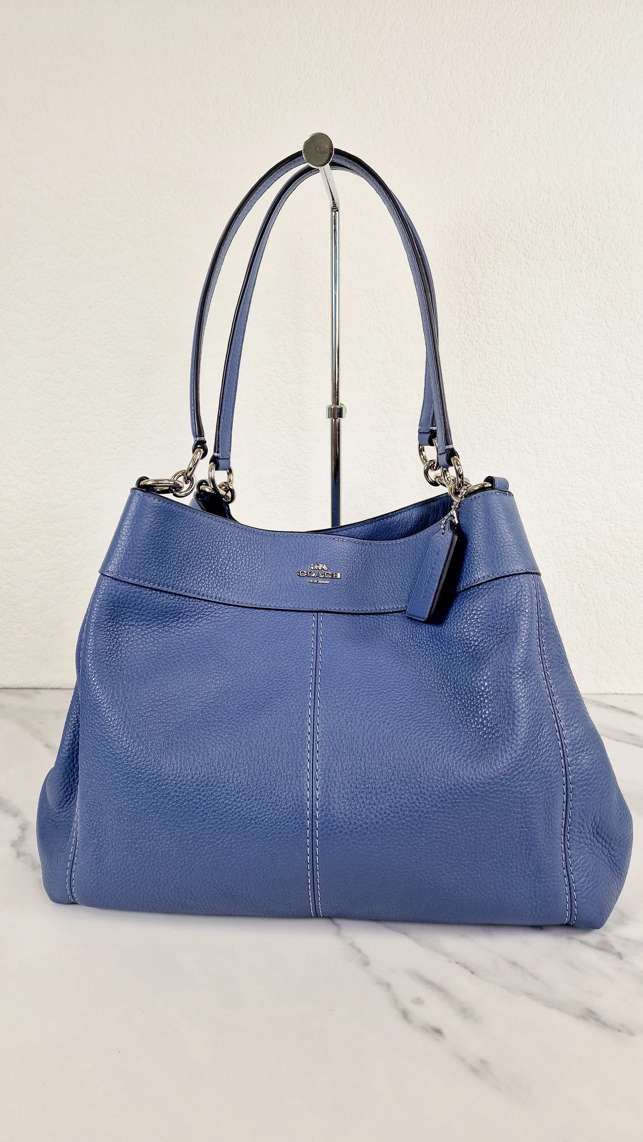 Coach Lexi Shoulder Bag in Blue Pebbled Leather - Coach F28997