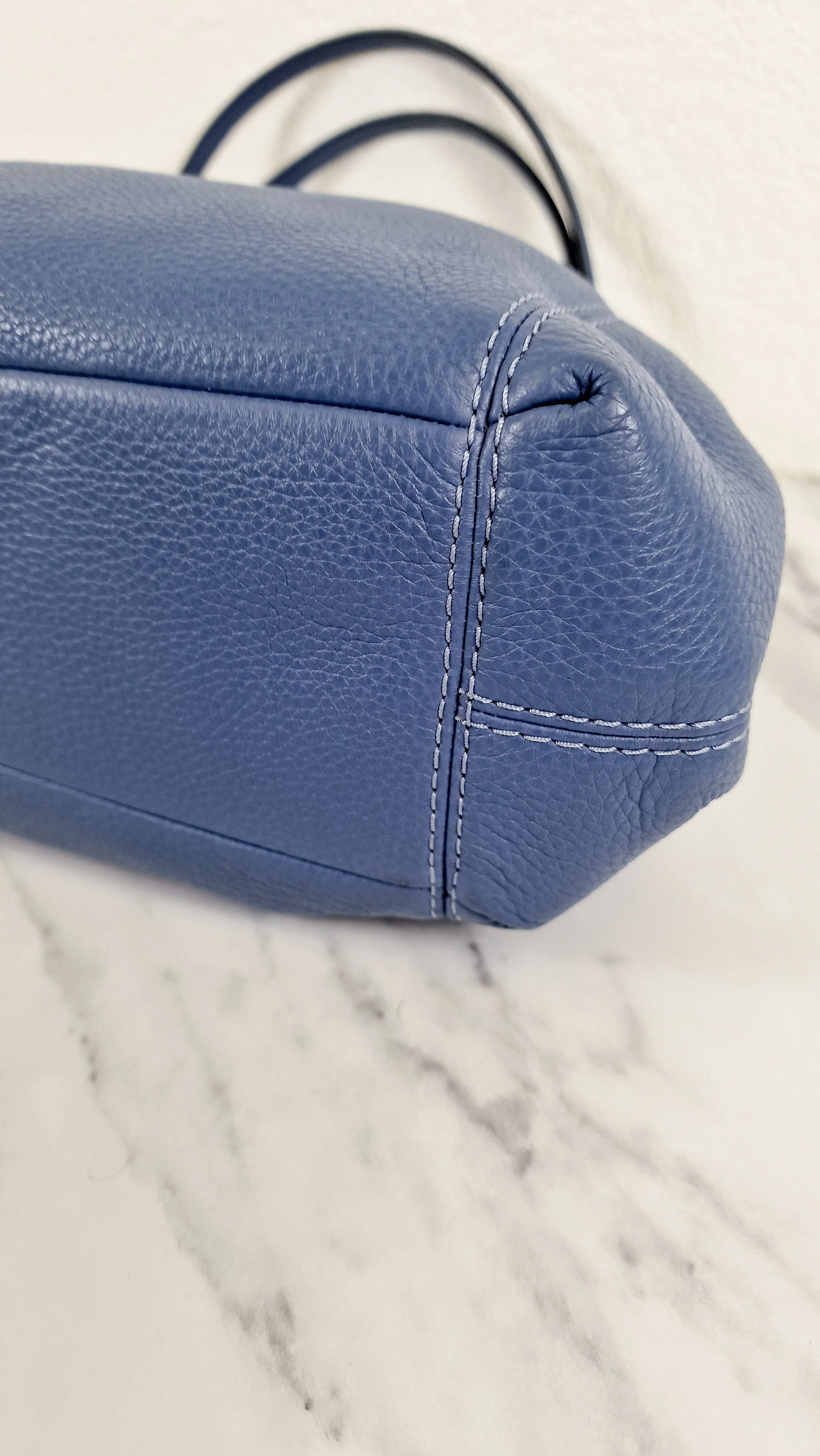 Coach Lexi Shoulder Bag in Blue Pebbled Leather - Coach F28997