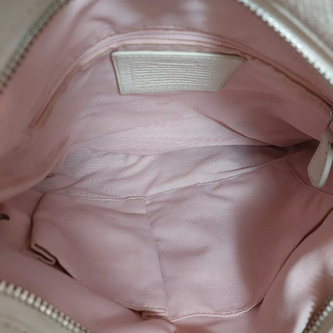 Coach White Leather Vintage Shoulder Bag | Pre Loved |
