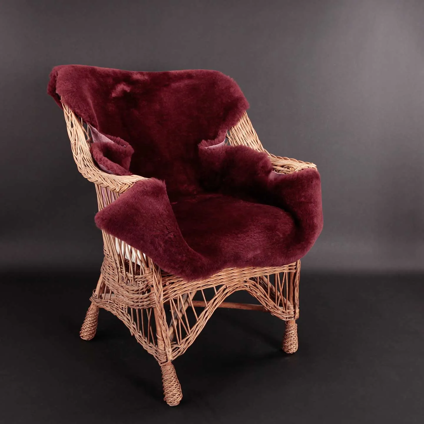 Exclusive Sheepskin Throw Maroon