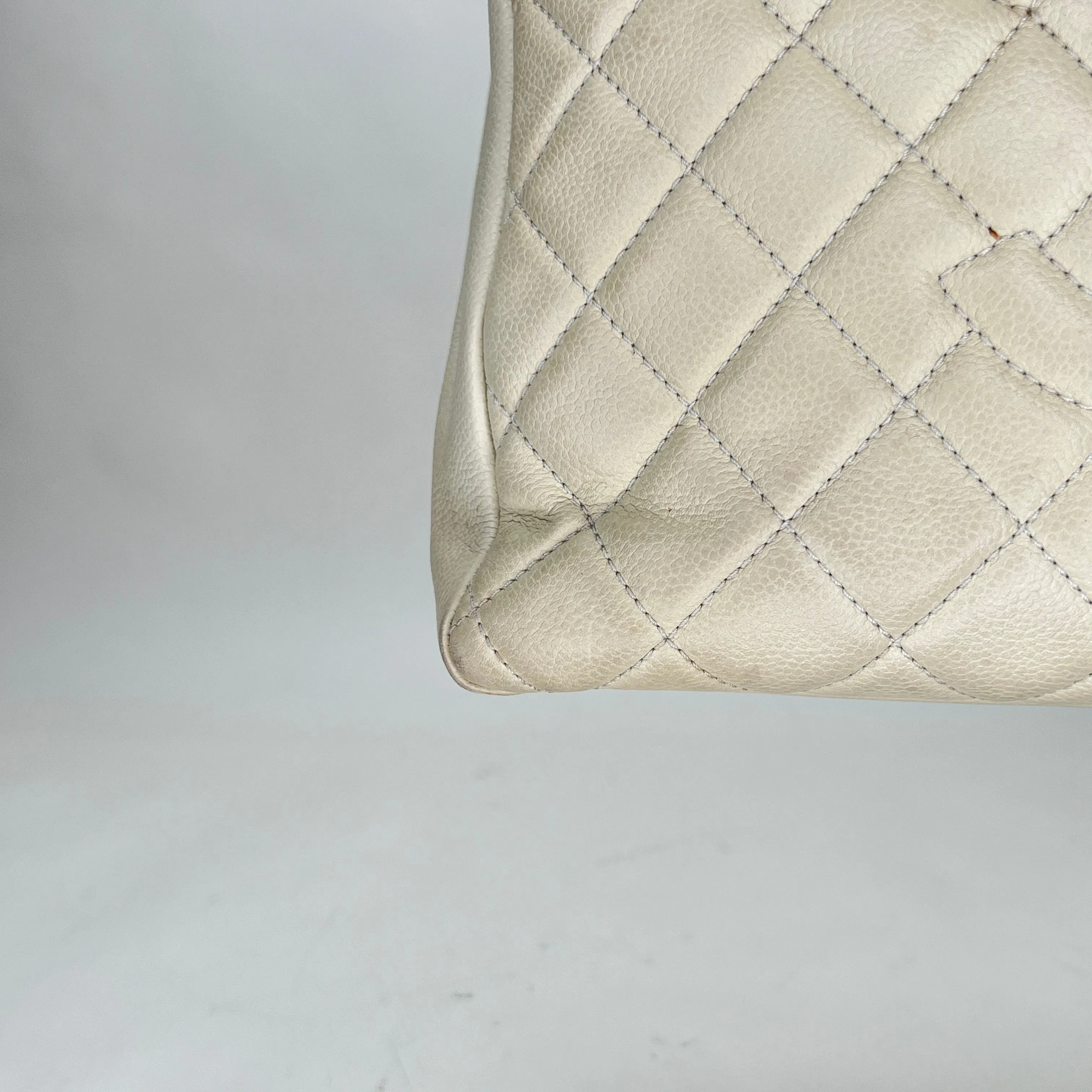 GST Beige Tote Bag in Caviar Leather, Silver hardware