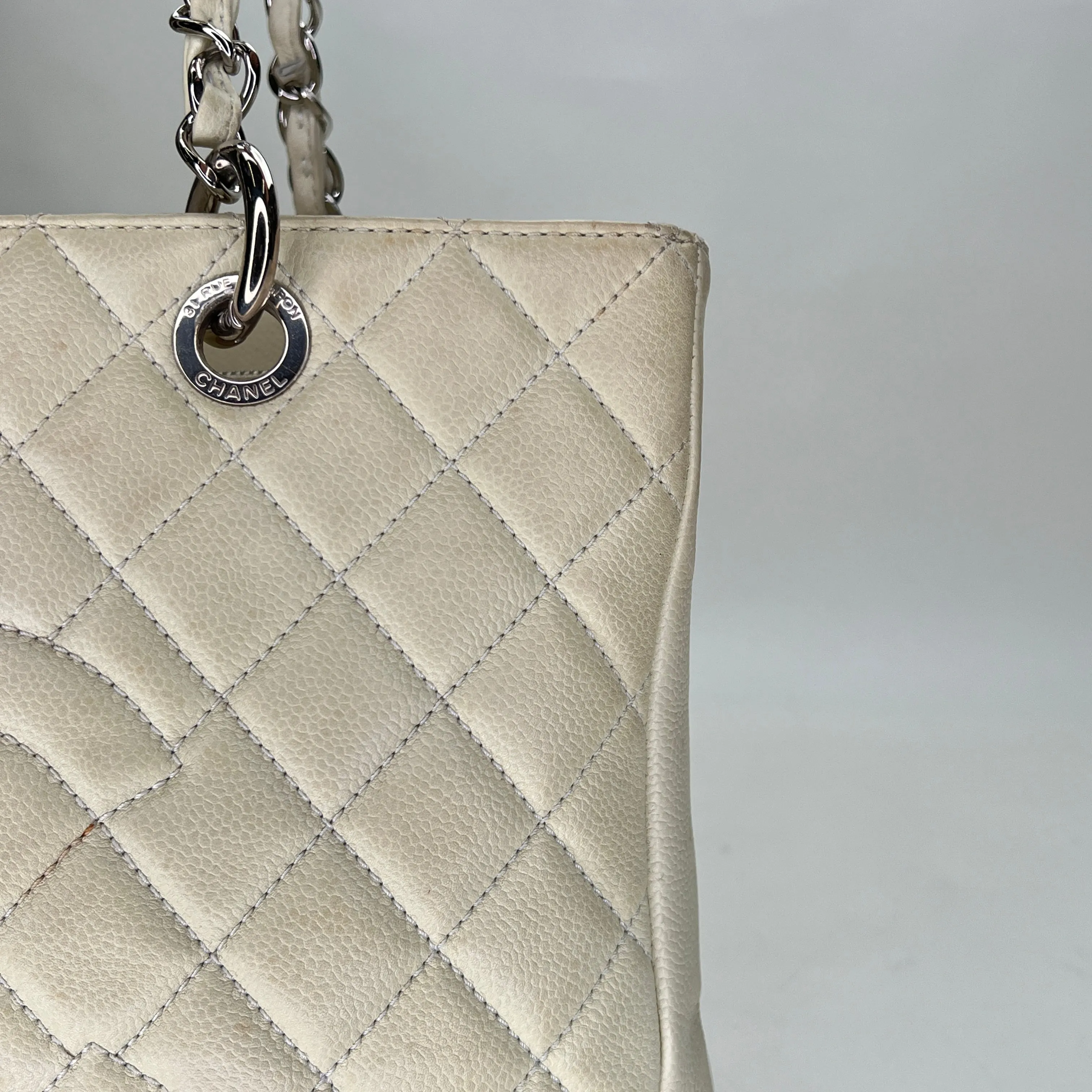 GST Beige Tote Bag in Caviar Leather, Silver hardware