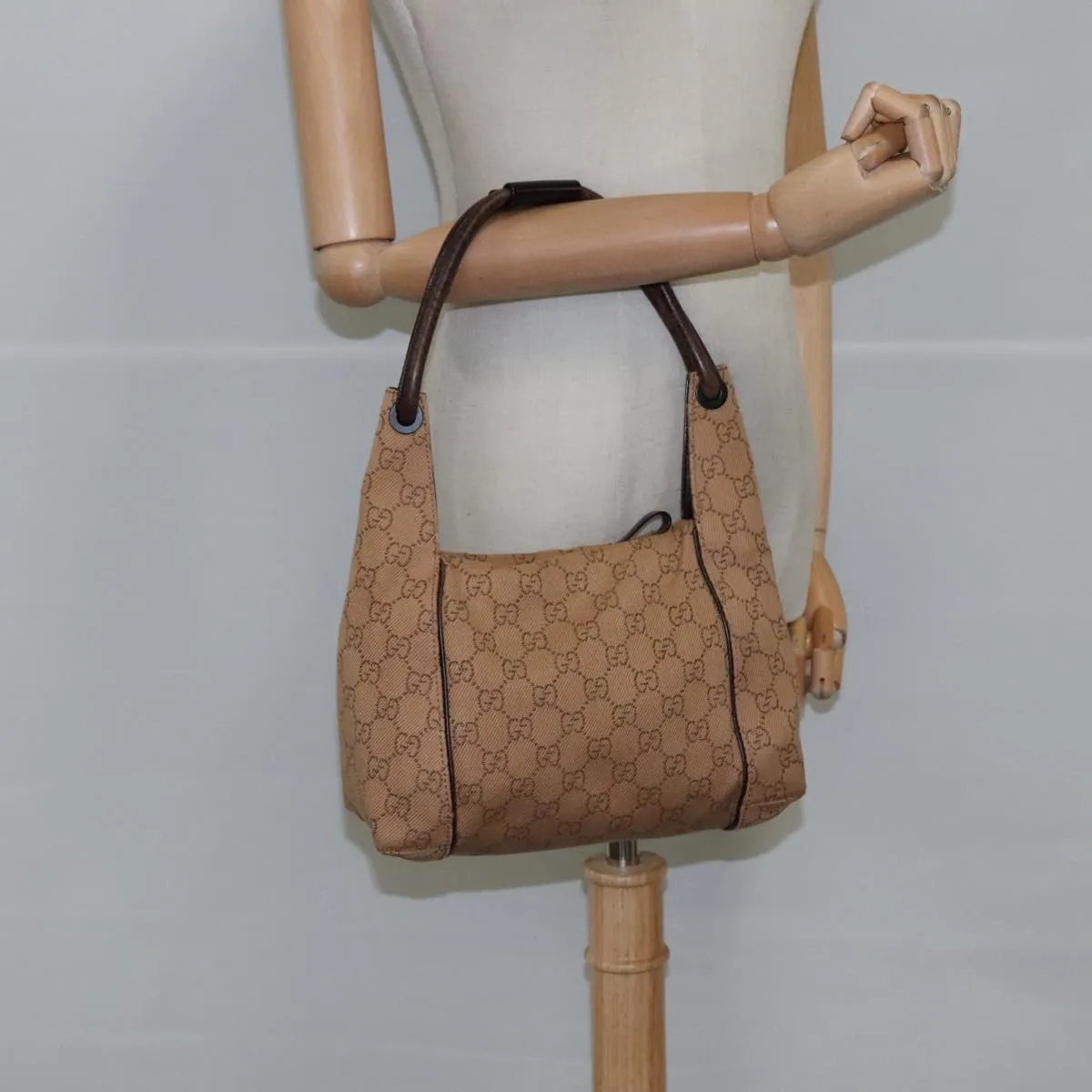 GUCCI GG Canvas Shoulder Bag Beige 101333 ep6858