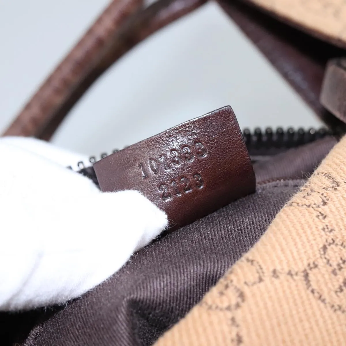 GUCCI GG Canvas Shoulder Bag Beige 101333 ep6858