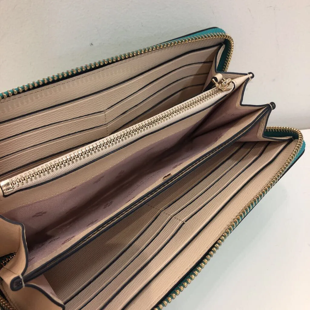 Kate Spade full zip wallet