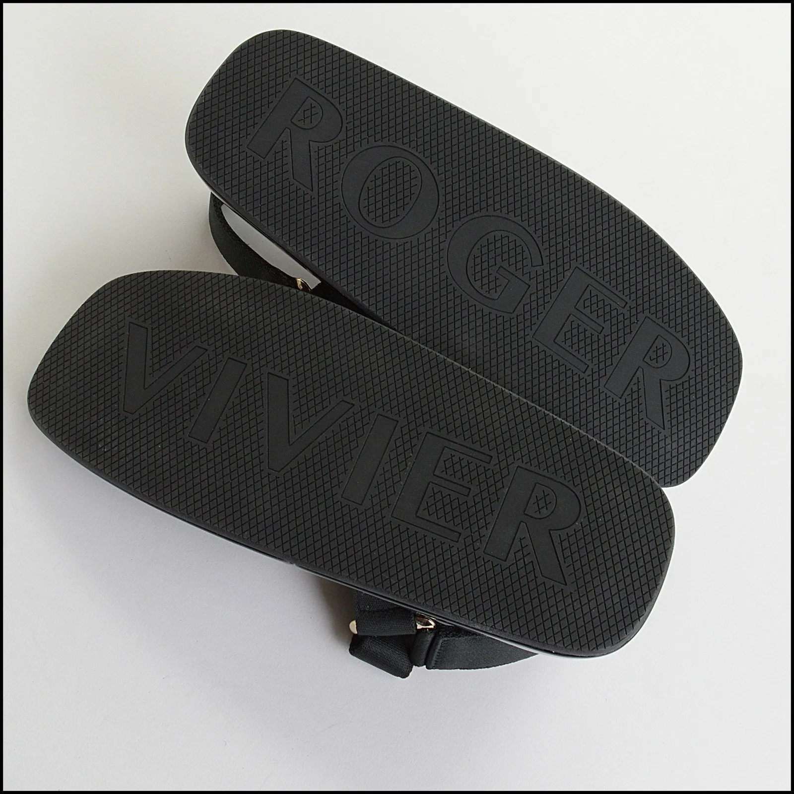 RDC14289 ROGER VIVIER Black Patent & Buckle Slides Trekky Sandals Size 7.5