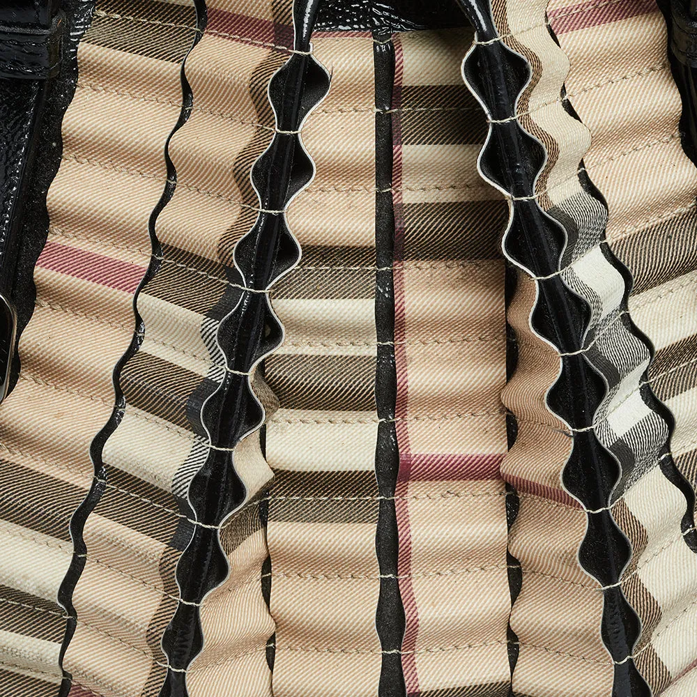 Trendy Inspired Burberry Black/beige House Check Pvc And Patent Leather Lowry Ruffled Tote
