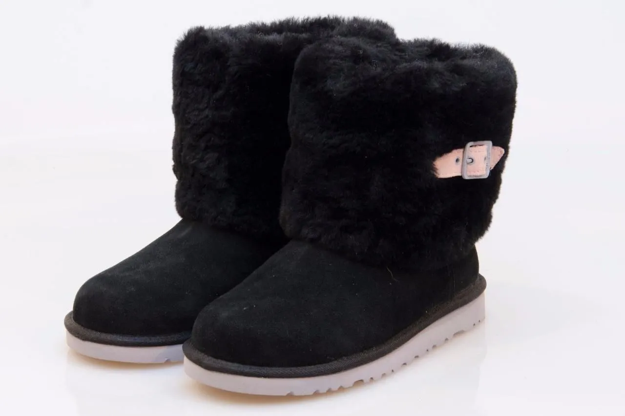UGG ELLEE BLACK BOOTS