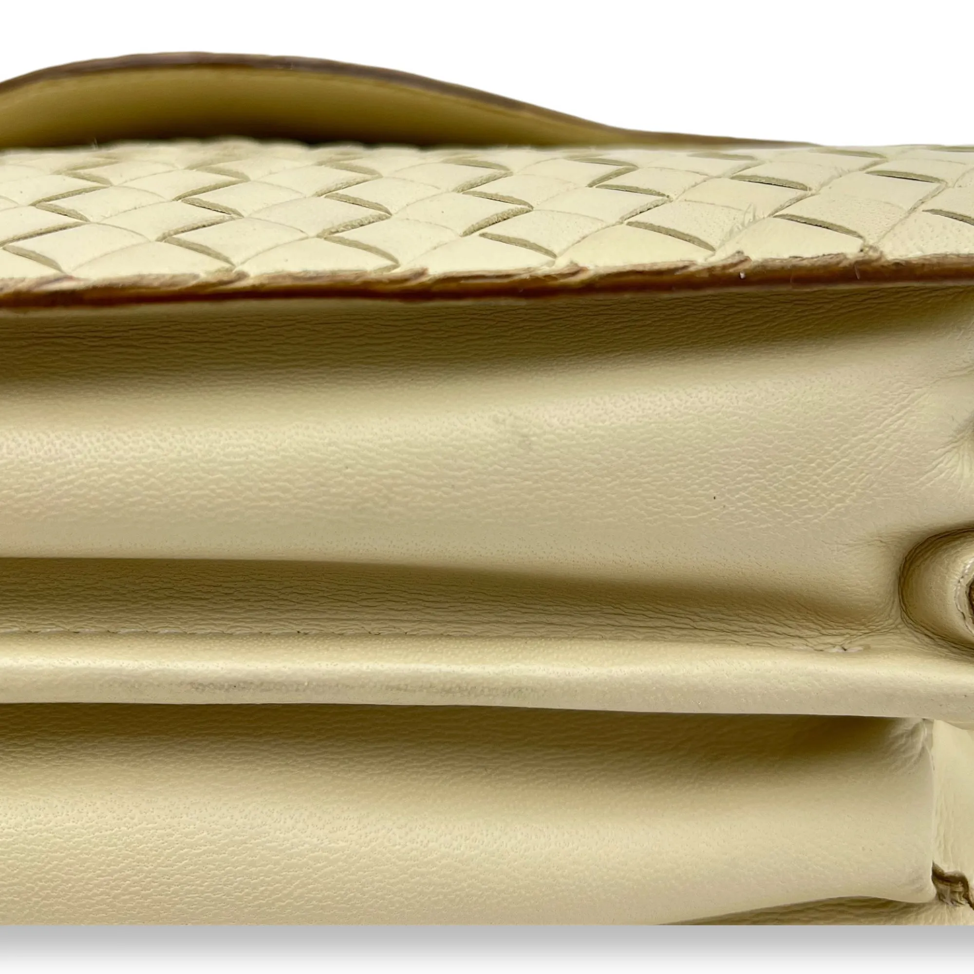 Vintage Beige Top Handle Bag in Intreciatto, Silver hardware
