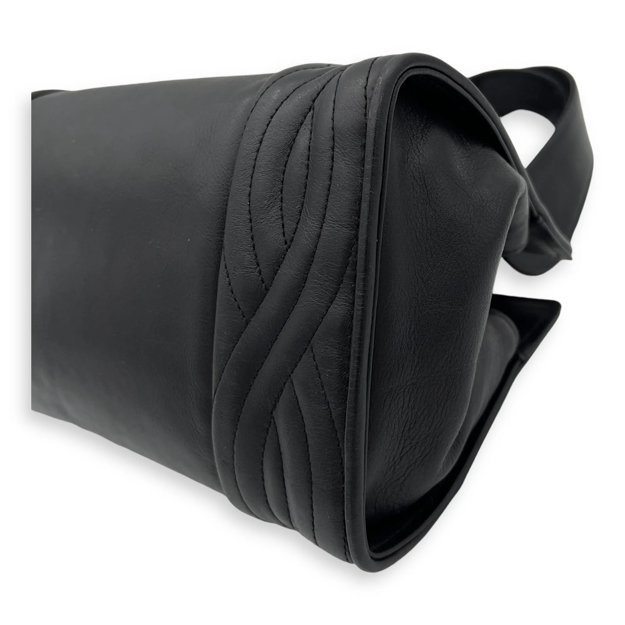 Vintage Top Handle Bag Black in Lambskin, Gold hardware